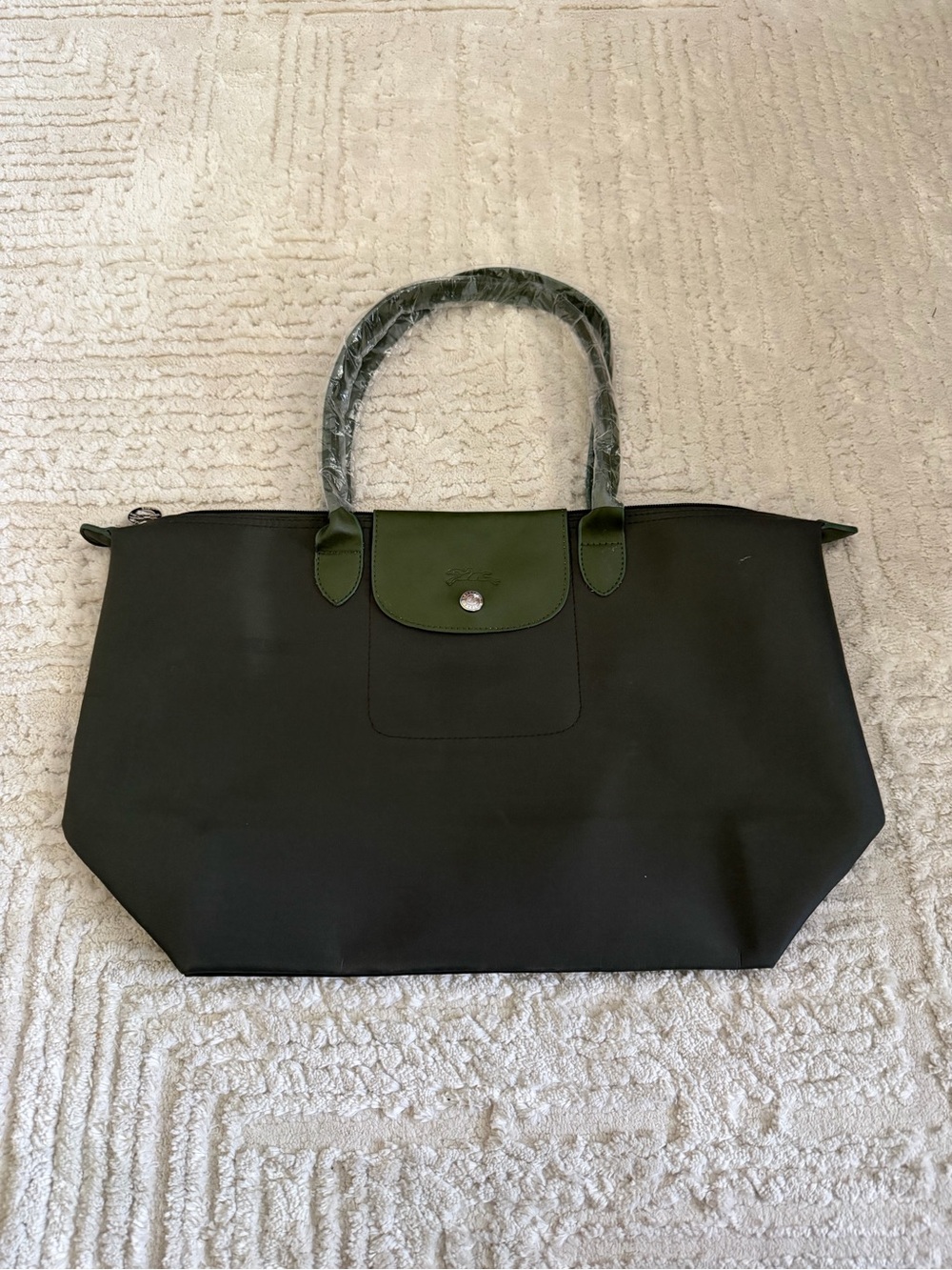 Longchamp Le Pliage olive green large tote NWT